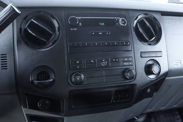 2017 Ford F-650SD Base