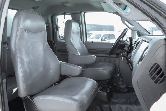 2017 Ford F-650SD Base