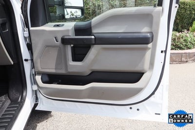 2017 Ford Super Duty F-350 SRW XL