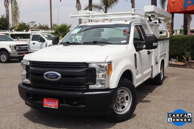2017 Ford Super Duty F-350 SRW XL
