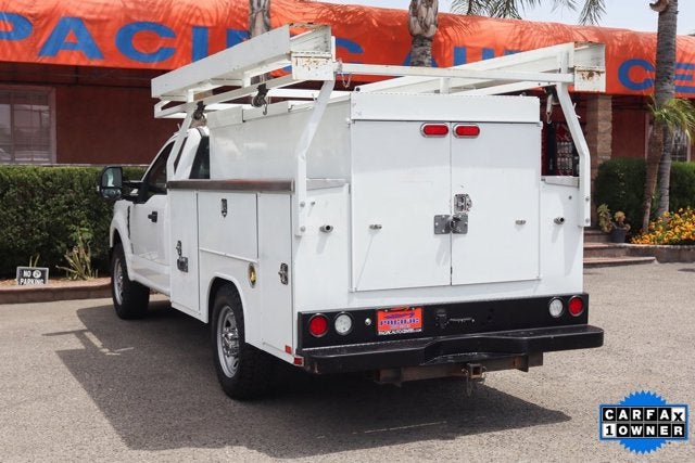 2017 Ford Super Duty F-350 SRW XL