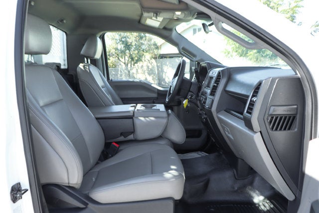 2022 Ford F-450SD XL