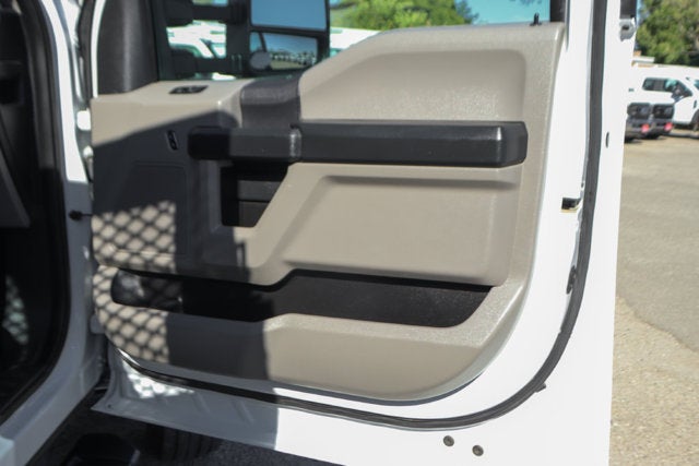 2022 Ford F-450SD XL