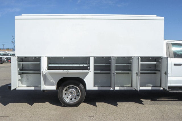 2023 Ford F-550SD XL