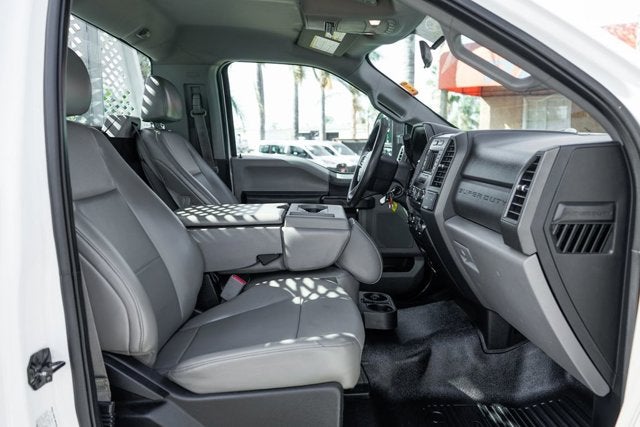 2017 Ford F-550SD XL