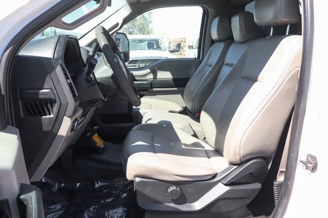 2017 Ford F-550SD XL