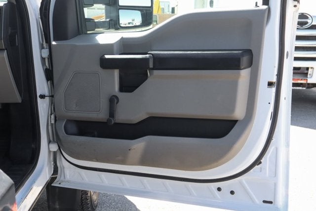 2017 Ford F-550SD XL