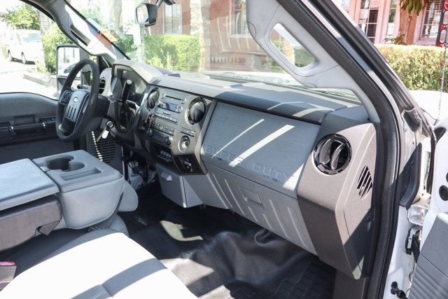 2015 Ford F-550SD XL