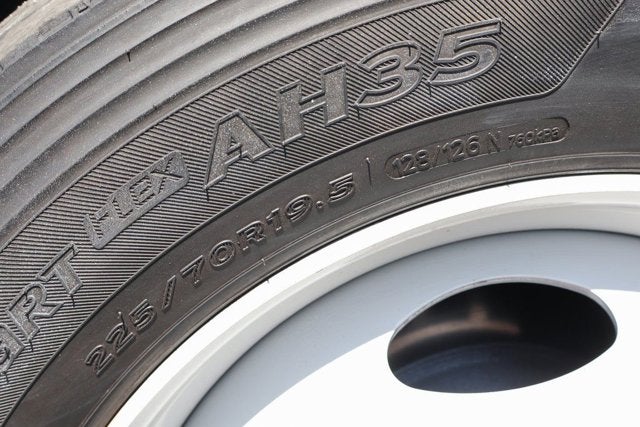 2015 Ford F-550SD XL