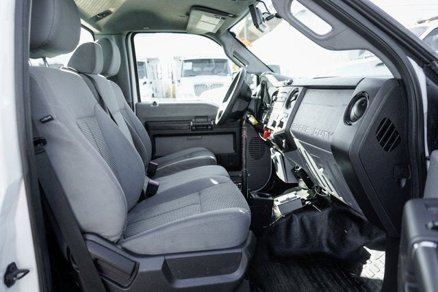 2013 Ford F-550SD XL