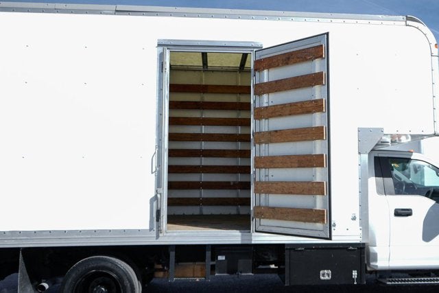 2017 Ford F-550SD XLT