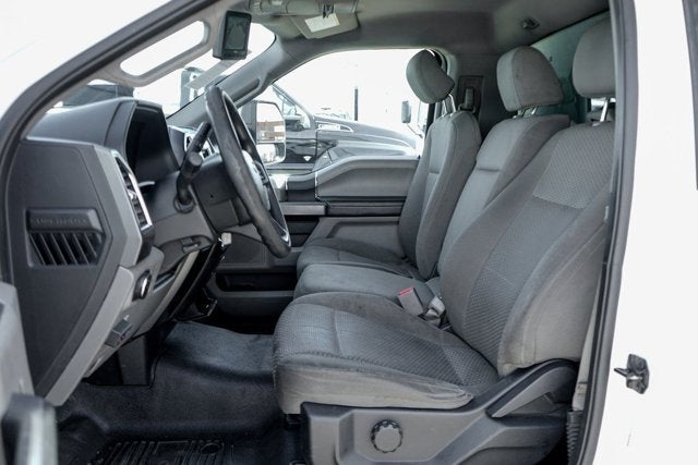 2017 Ford F-550SD XLT