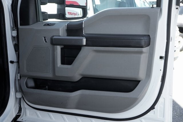 2017 Ford F-550SD XLT