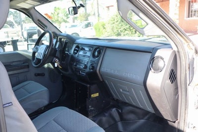 2016 Ford F-550SD XL