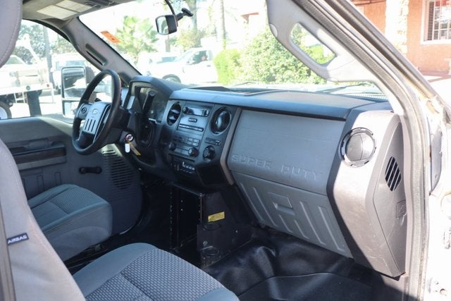 2016 Ford F-550SD XL