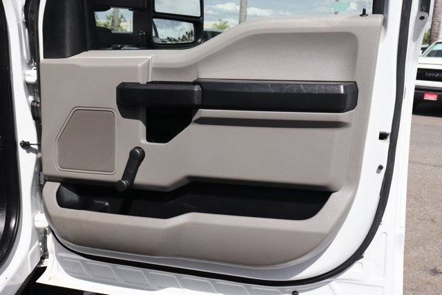 2017 Ford F-550SD XL