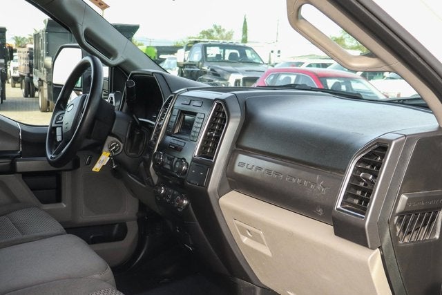 2017 Ford F-550SD XLT