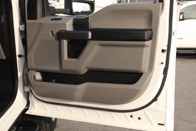 2017 Ford F-550SD XLT