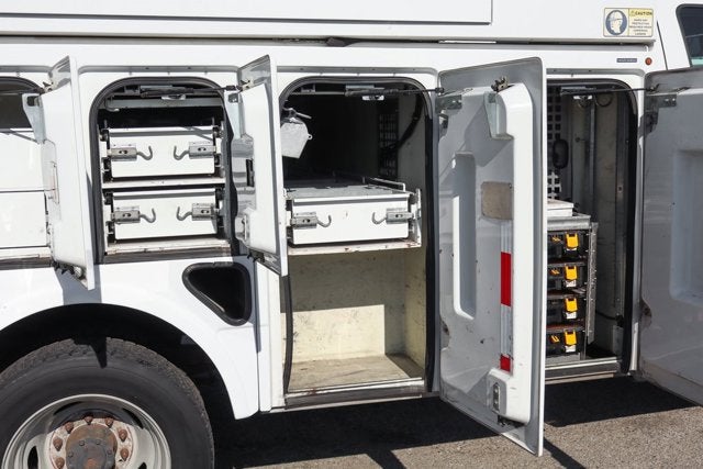 2013 Ford F-550SD XL