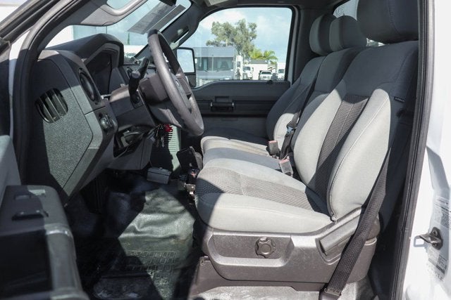 2013 Ford F-550SD XL