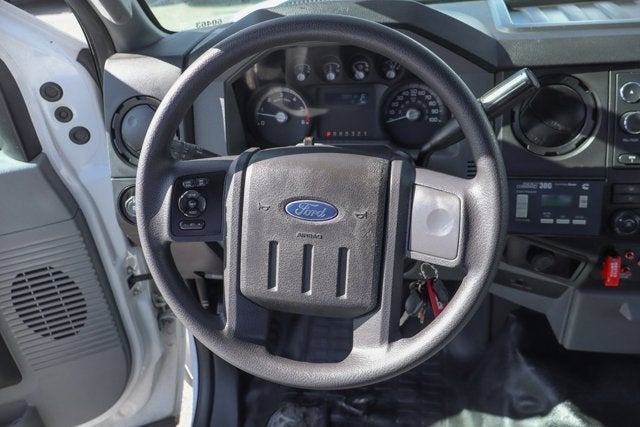 2013 Ford F-550SD XL