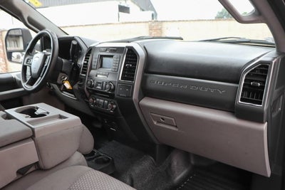 2017 Ford F-550SD XLT