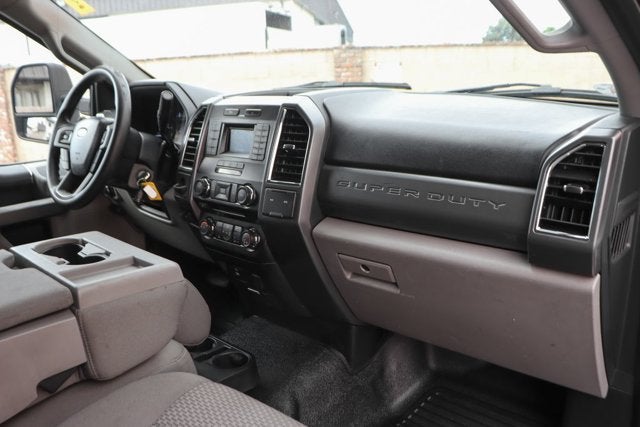 2017 Ford F-550SD XLT