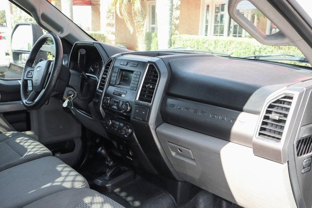 2017 Ford F-550SD XLT