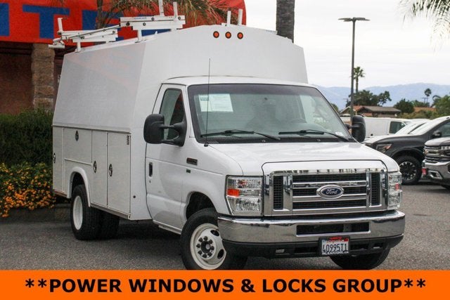 2014 Ford E-350SD Base