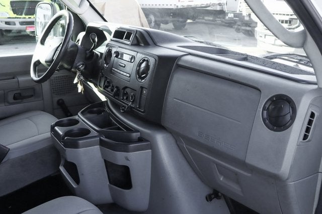 2016 Ford E-350SD Base