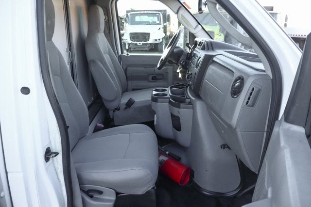 2016 Ford E-350SD Base