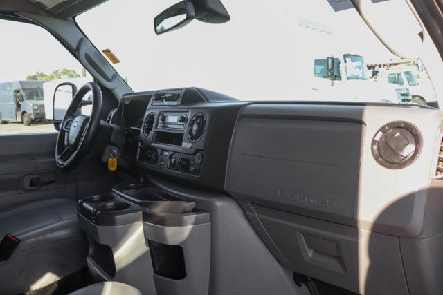 2022 Ford E-350SD Base