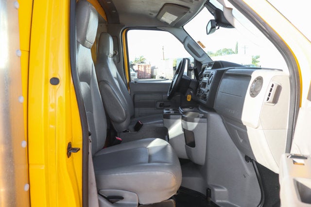 2022 Ford E-350SD Base