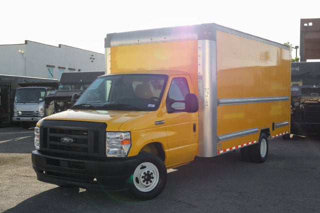 2022 Ford E-350SD Base
