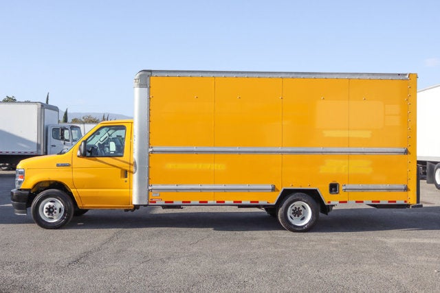 2022 Ford E-350SD Base