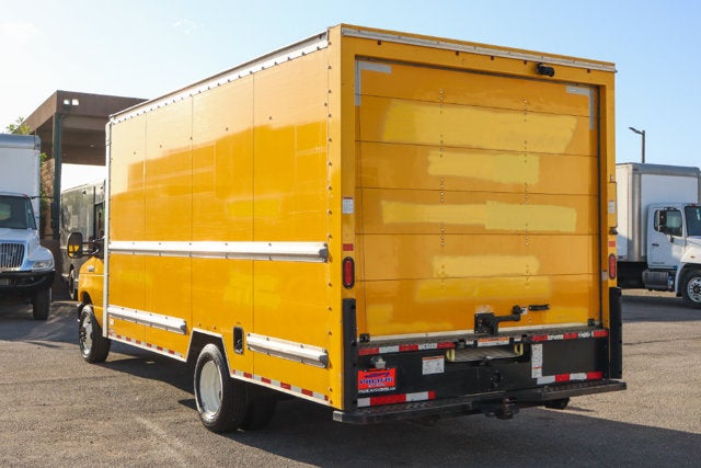 2022 Ford E-350SD Base