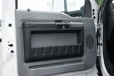 2017 Ford F-650SD Base