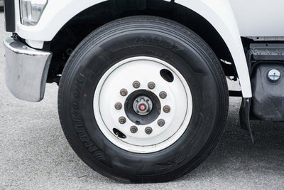 2017 Ford F-650SD Base