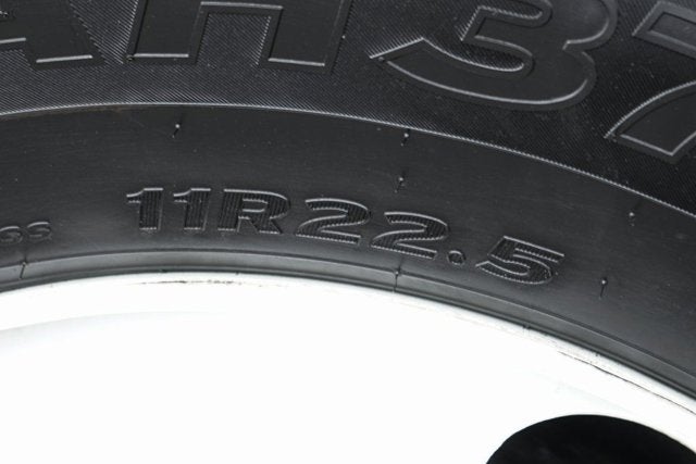 2017 Ford F-650SD Base