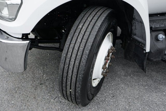 2017 Ford F-650SD Base