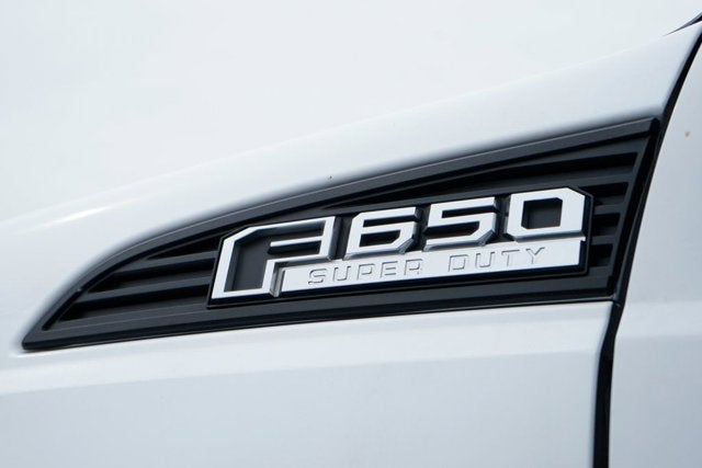 2017 Ford F-650SD Base