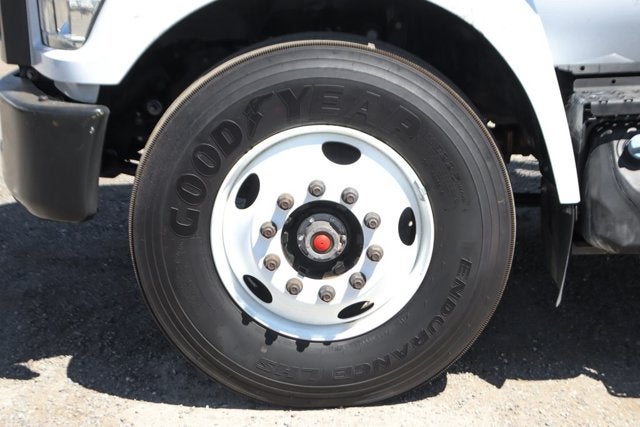 2017 Ford F-750SD Base