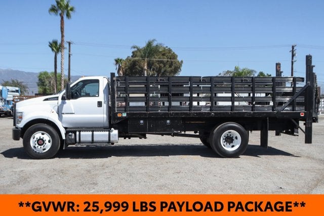 2017 Ford F-750SD Base