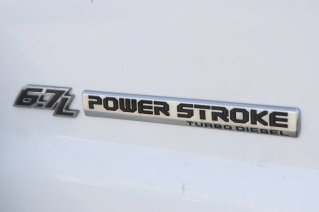 2017 Ford F-750SD Base