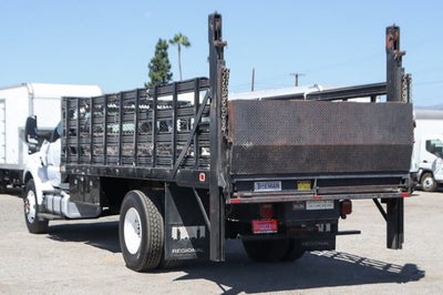 2017 Ford F-750SD Base
