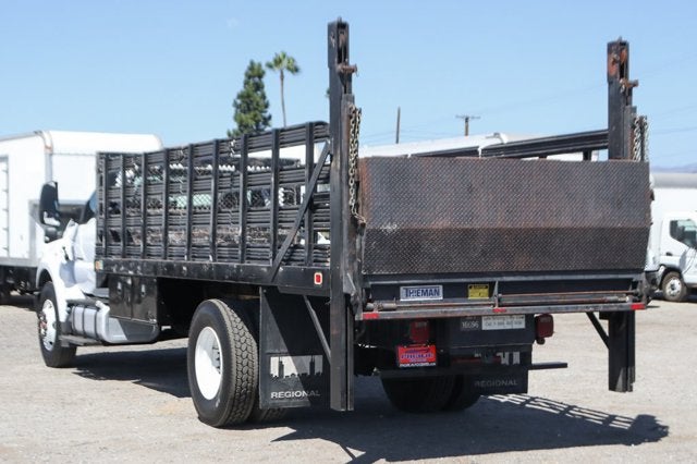2017 Ford F-750SD Base