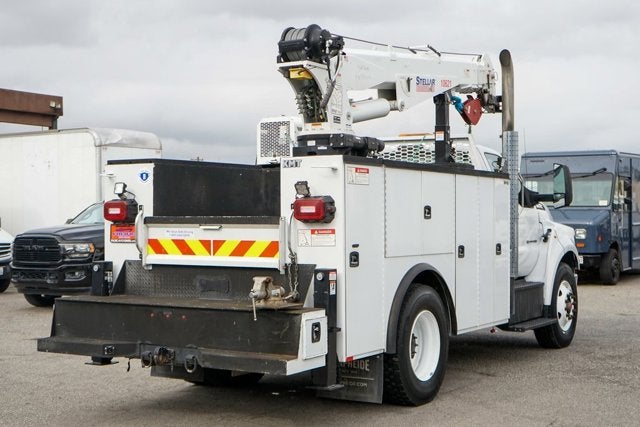 2019 Ford F-750SD Base