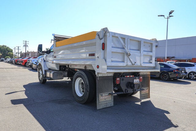 2024 Ford F-750SD Base
