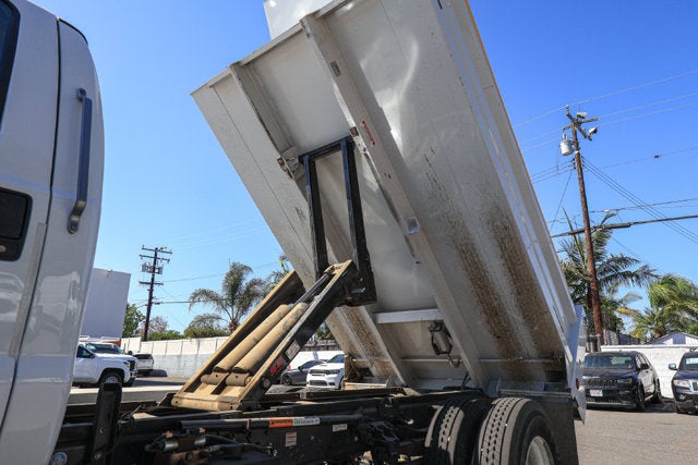 2024 Ford F-750SD Base