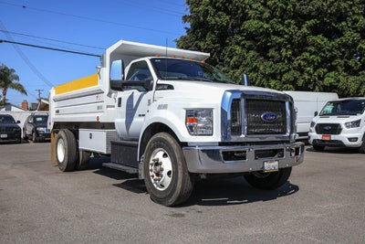 2024 Ford F-750SD Base
